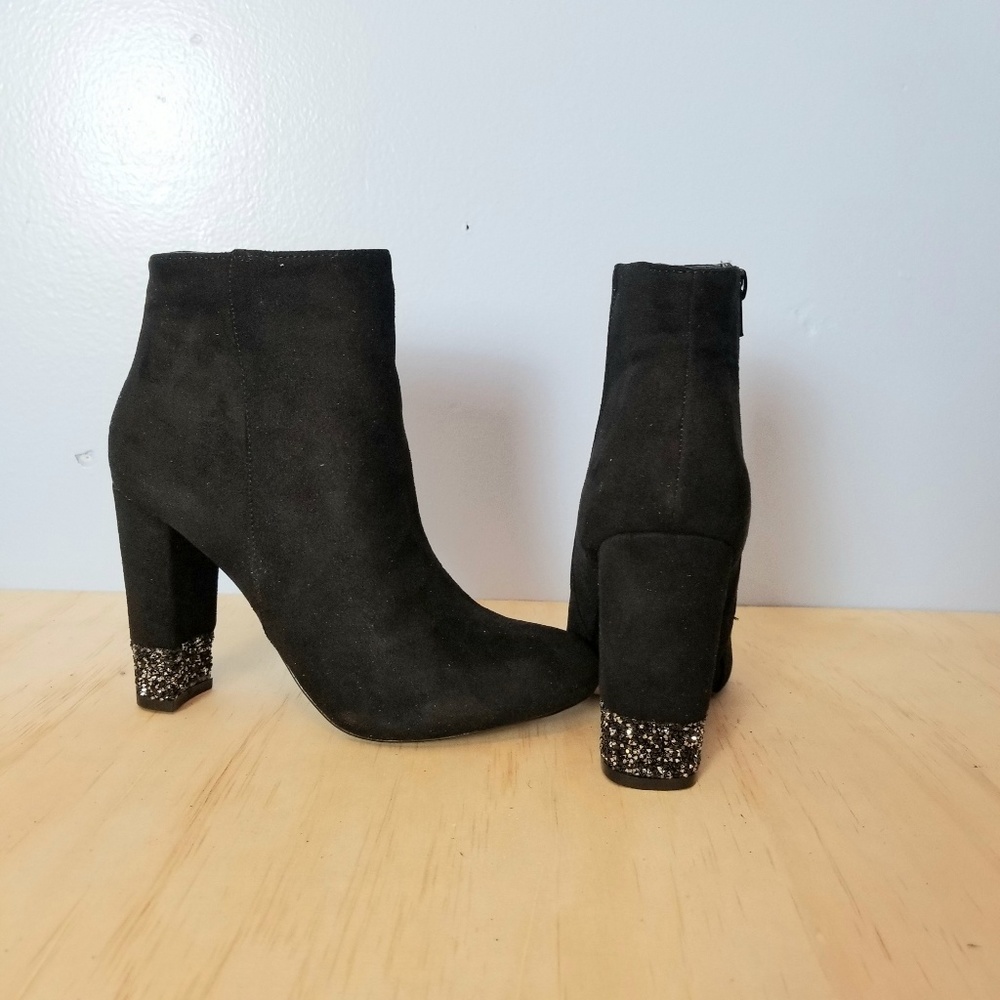 NWT XOXO Yardley Dress Bootie Black sz8